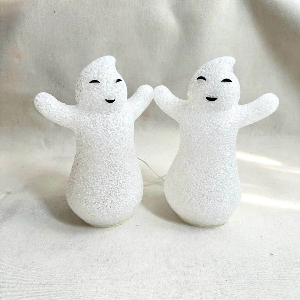 White popcorn plastic multicolor light up ghost figurines - set of 2